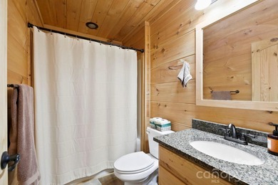 Beautiful cabin oasis tucked away in the gated community of - photo 11