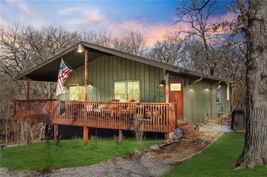 Lake Viking Home For Sale in Gallatin Missouri