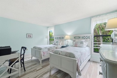 Located right in the heart of Forest Beach, this 2 bed/2 bath - photo 14