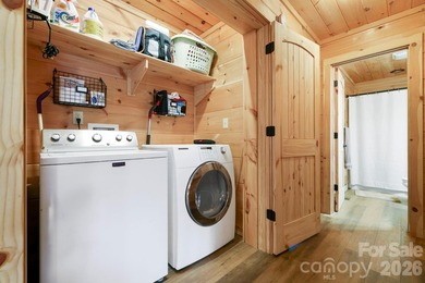 Beautiful cabin oasis tucked away in the gated community of - photo 17