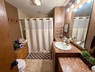 LAKE LIFE ON AN ACREAGE - the best of both worlds! This stunning - photo 23