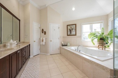 Welcome to This Stunning Postmodern Masterpiece in Half Hollow - photo 25