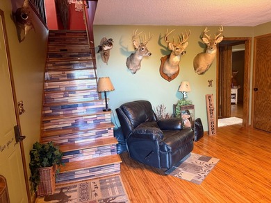 LAKE LIFE ON AN ACREAGE - the best of both worlds! This stunning - photo 28