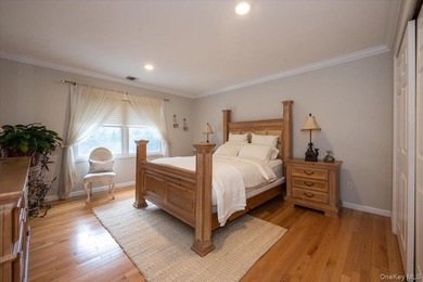 Welcome to This Stunning Postmodern Masterpiece in Half Hollow - photo 29