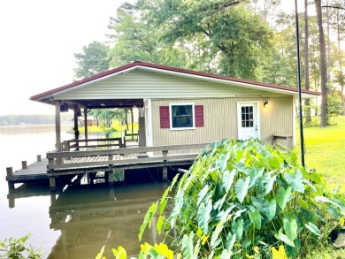 Lakehouse Retreat Nestled in the Pines!! - photo 1