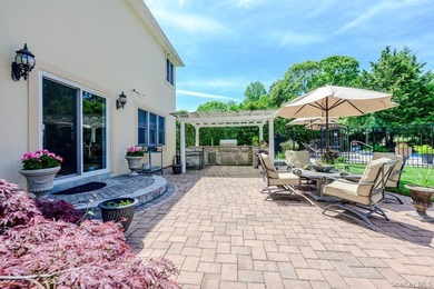 Welcome to This Stunning Postmodern Masterpiece in Half Hollow - photo 39
