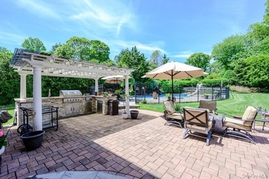 Welcome to This Stunning Postmodern Masterpiece in Half Hollow - photo 40