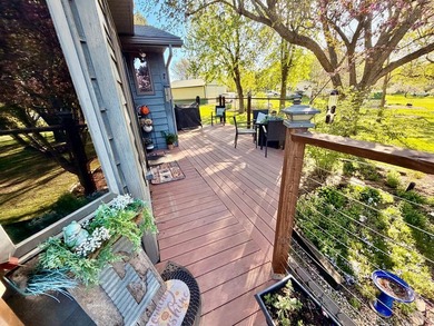 LAKE LIFE ON AN ACREAGE - the best of both worlds! This stunning - photo 42