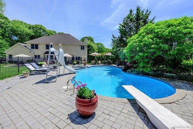 Welcome to This Stunning Postmodern Masterpiece in Half Hollow - photo 45