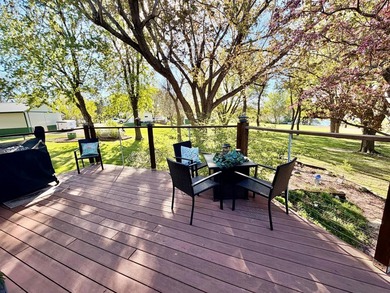 LAKE LIFE ON AN ACREAGE - the best of both worlds! This stunning - photo 48