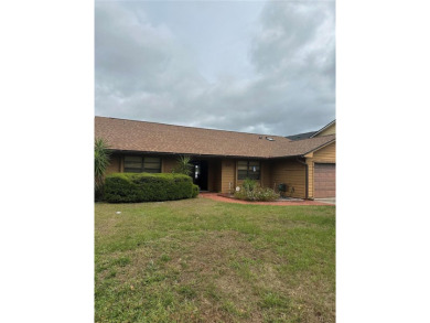 Lake Home Sale Pending in Fern Park, Florida
