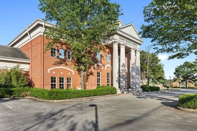 This stately medical building in the center downtown Florence - photo 20