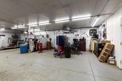 Unlock the potential of this well-maintained commercial property - photo 32