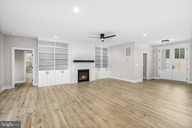 Experience elevated lake living in this brand new waterfront - photo 34