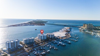 Welcome to coastal living at its finest! This stunning 3-bedroom - photo 2
