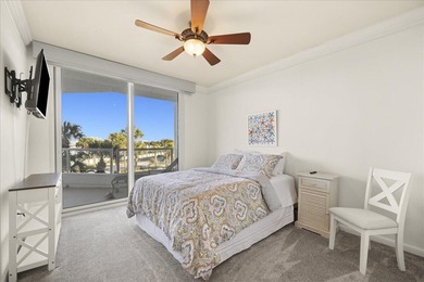 Welcome to coastal living at its finest! This stunning 3-bedroom - photo 9