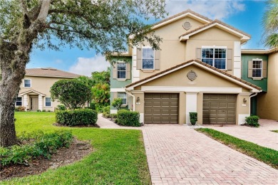 (private lake, pond, creek) Townhome/Townhouse For Sale in Fort Myers Florida