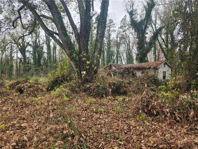 Lake Hartwell Lot Sale Pending in Clemson South Carolina