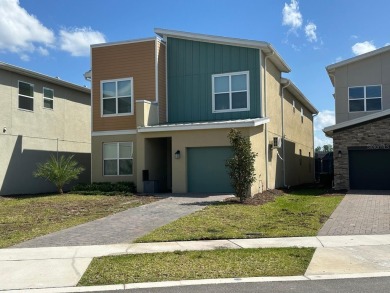 (private lake, pond, creek) Home For Sale in Kissimmee Florida