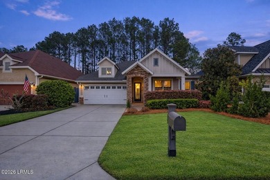 Welcome to 4 Waterview Court in the sought-after Hampton Lake - photo 4