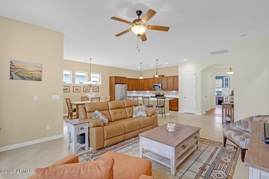 Welcome to 4 Waterview Court in the sought-after Hampton Lake - photo 7