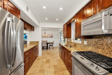 Coastal Gem with 70 Ft of Water Frontage. Remodeled single - photo 12