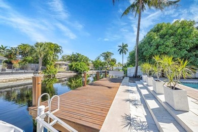 Coastal Gem with 70 Ft of Water Frontage. Remodeled single - photo 24