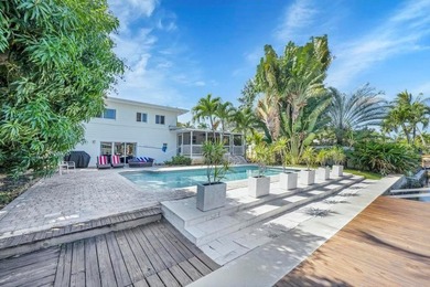 Coastal Gem with 70 Ft of Water Frontage. Remodeled single - photo 26