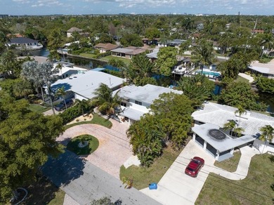 Coastal Gem with 70 Ft of Water Frontage. Remodeled single - photo 35
