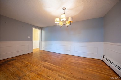 This spacious single-family home with a private in-law apartment - photo 6
