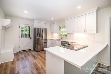 Lake Wylie Home For Sale in Charlotte North Carolina