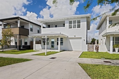 4/3 Beautifully Maintained and Newly built two story home in - photo 3