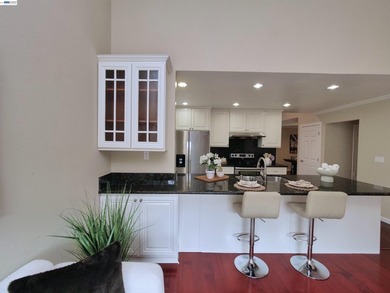 Nestled in a quiet cul-de-sac in Fremont's desirable Brookvale - photo 17