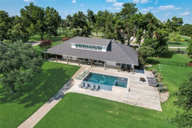 Richland Chambers Lake Home Sale Pending in Kerens Texas