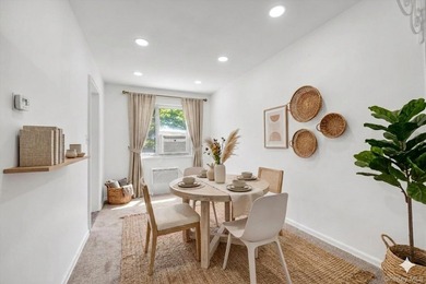 A Rare Find - A Duplex-Style Unit With Outdoor Patio. Situated - photo 6
