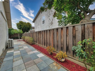Nestled in a quiet cul-de-sac in Fremont's desirable Brookvale - photo 39