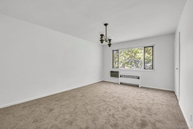 A Rare Find - A Duplex-Style Unit With Outdoor Patio. Situated - photo 10