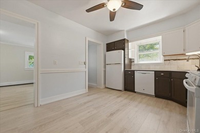 Oversized Property! Terrace Section of Oceanside!Enjoy Generous - photo 11