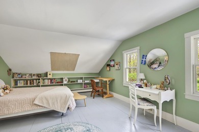 Pleasant View Farm is a rare coastal Maine retreat, offering - photo 20