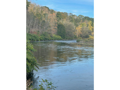 A fisherman's paradise with extremely private frontage along the - photo 21