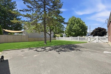 Oversized Property! Terrace Section of Oceanside!Enjoy Generous - photo 34