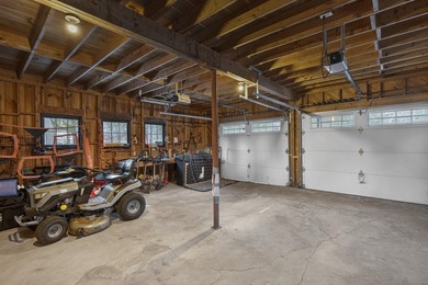 Pleasant View Farm is a rare coastal Maine retreat, offering - photo 34