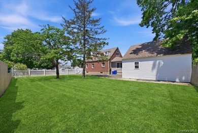 Oversized Property! Terrace Section of Oceanside!Enjoy Generous - photo 38