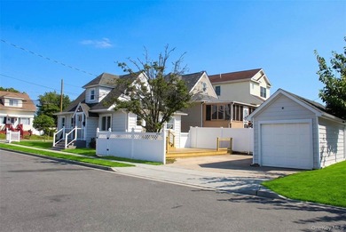 Welcome to this beautifully renovated home offering the perfect - photo 7