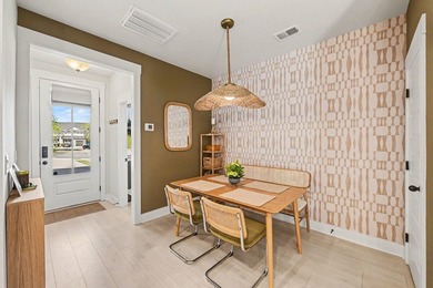 Luxury meets affordability! This stunning townhome is turn key - photo 13