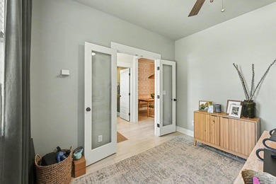 Luxury meets affordability! This stunning townhome is turn key - photo 16
