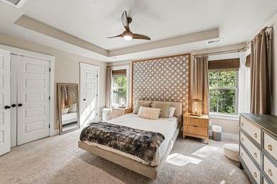 Luxury meets affordability! This stunning townhome is turn key - photo 20