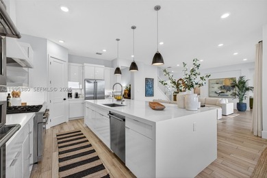 Lake Views. High Ceilings. Resort-Style Avenir Living. Welcome - photo 9
