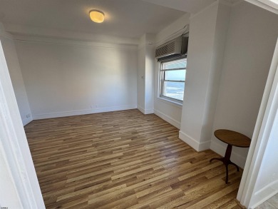 Experience the Salt Life in the Historic and magnificent Ocean