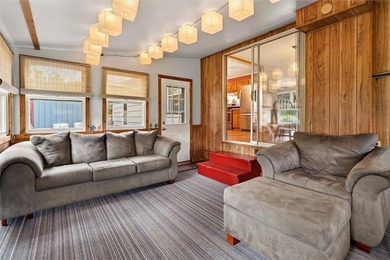 Welcome home to this spacious 3-bedroom, 1.5-bath split-level - photo 18
